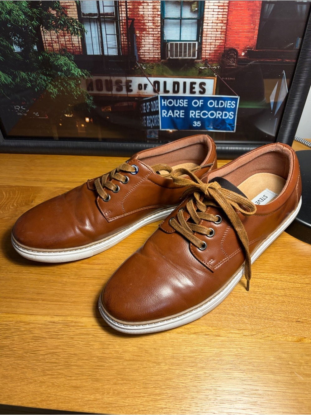 Steve Madden Men's Brown Leather Casual Sneakers - Lace-Up Comfort sz 9